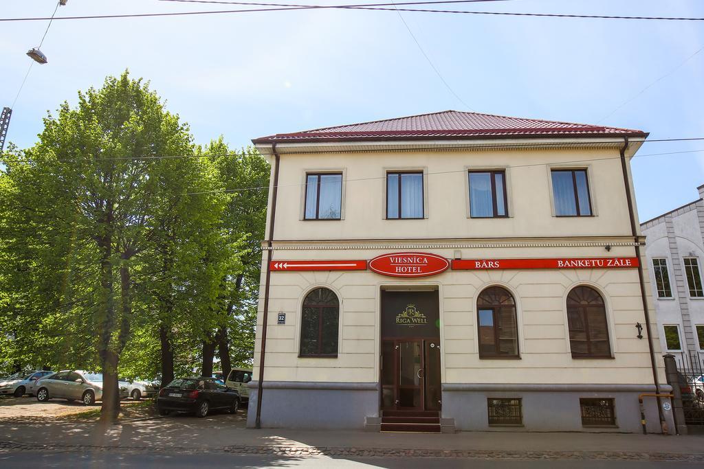 Well Hotel Riga Buitenkant foto