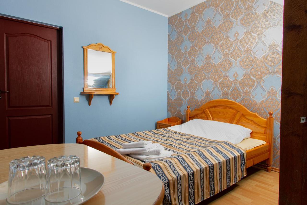 Well Hotel Riga Buitenkant foto